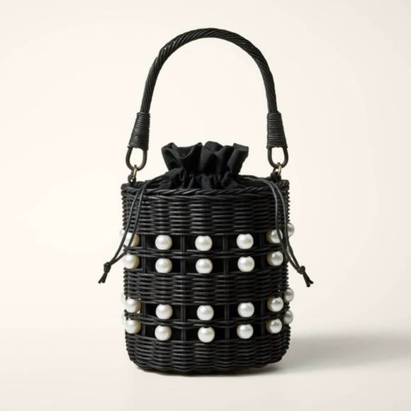 Kate Spade Pearl embellished bucket bag - Picture 1 of 4